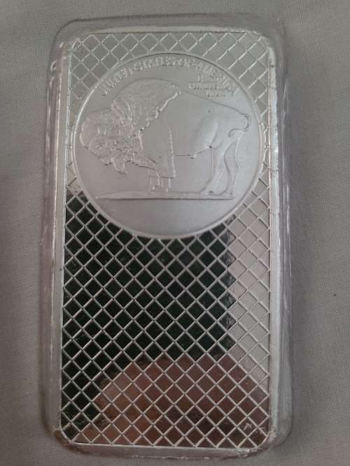 SILVER 10 oz .999 FINE SILVER R30 shipping