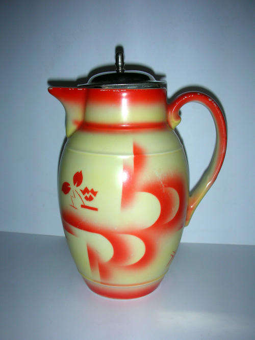 Art Deco/Bauhaus Coffee Pot Chrome Lid