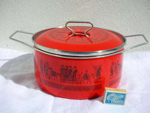 Large Retro Italian Pot by Siltal Italy - Red