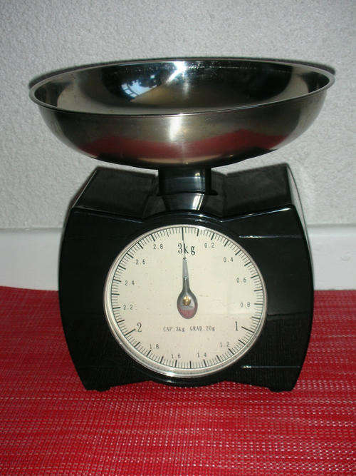 Art Deco/Retro Stye Black Kitchen Scale