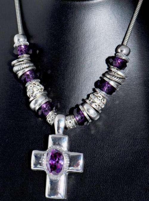 Fashion Jewelry:  Beautiful Necklace With Purple Cross  Pendant, Crystal and Metal Beads