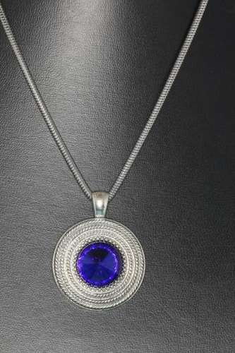 Fashion Jewelry:  Beautiful Necklace With Blue Pendant