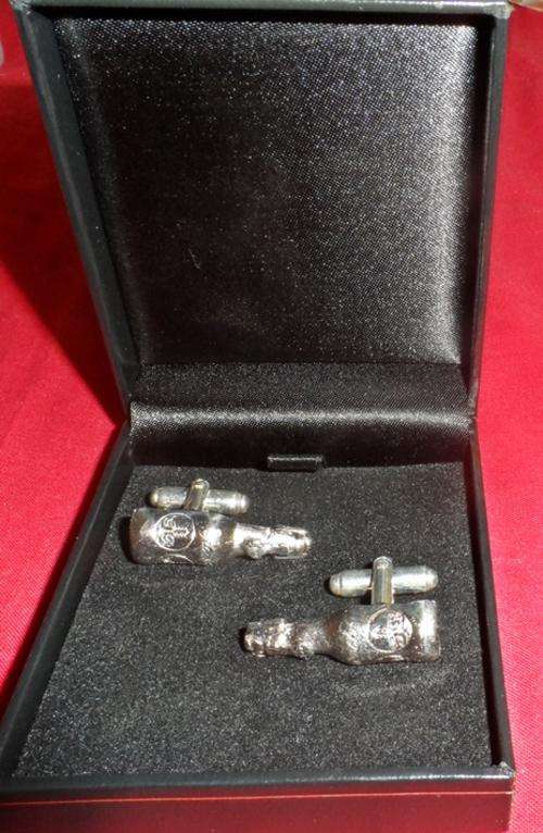 New Grolsch cufflinks in box! Bargain R1 start!