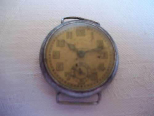 Men s Watches 2 Vintage Swiss made Basis watches for restoration 1 bid for both was sold for 21.11 on 27 Apr at 20 01 by SheenaRasmussen50 in East London ID 227923484