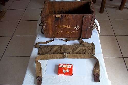 4 Vintage military items for 1 bid