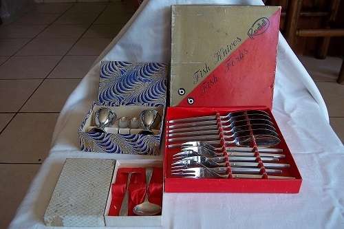 3 Boxed sets of vintage flatware items for 1 bid