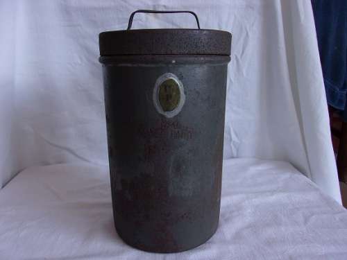 Vintage Model Dairy 1 gallon milk/ cream can