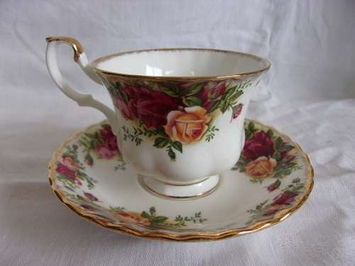 A Royal Albert Old Country Roses tea duo
