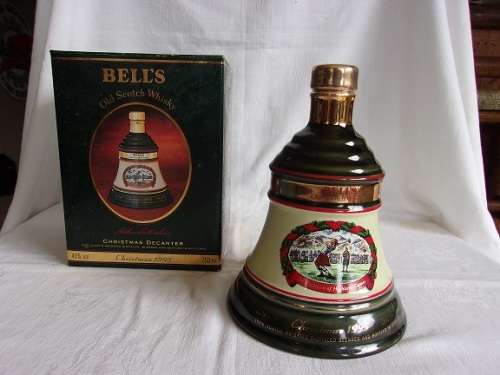 Bells commemorative decanter Christmas 1995 - full/sealed/boxed