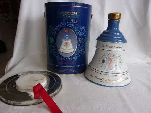 Bells commemorative decanter Queen Elizabeth's 90th birthday - full/sealed/box