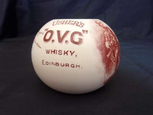 Rare antique Rafael Tuck Ushers Whisky Anglo-Boer War match holder/ striker