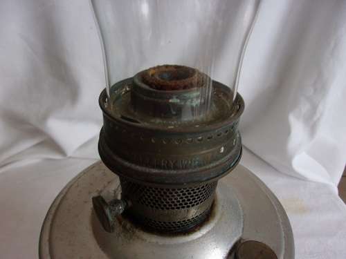 Vintage aluminium Aladdin 21c kerosene table lamp with flue and new wick