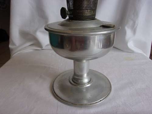 Vintage aluminium Aladdin 21c kerosene table lamp with flue and new wick