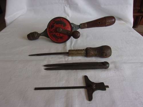 4 Vintage hand tools for 1 bid