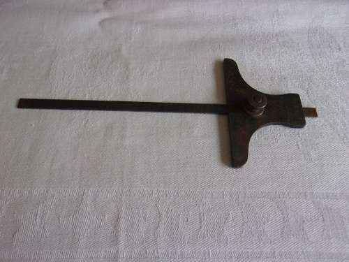4 Vintage hand tools for 1 bid