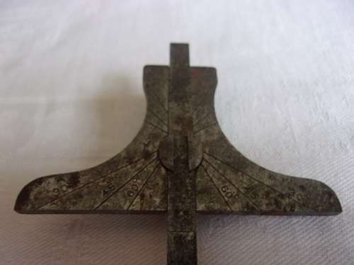 4 Vintage hand tools for 1 bid