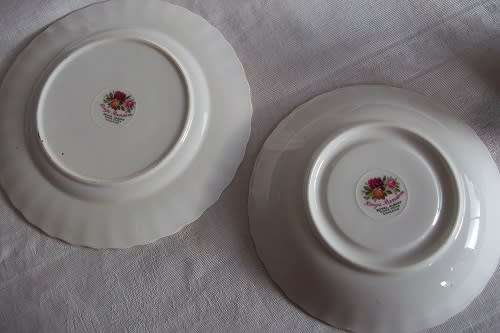 Vintage Royal Albert King's Ransom small trio - cup chipped