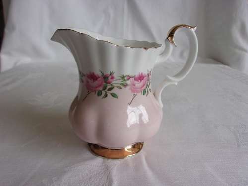 Vintage Royal Albert Un-named pattern milk jug