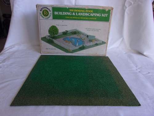 Part vintage Bachmann HO 2562 Scenic Classics Swimming Pool and Landscaping Kit in box