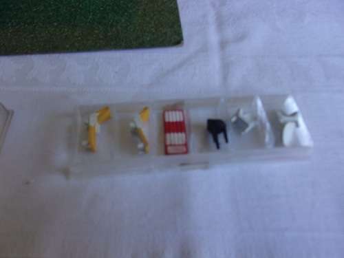 Part vintage Bachmann HO 2562 Scenic Classics Swimming Pool and Landscaping Kit in box