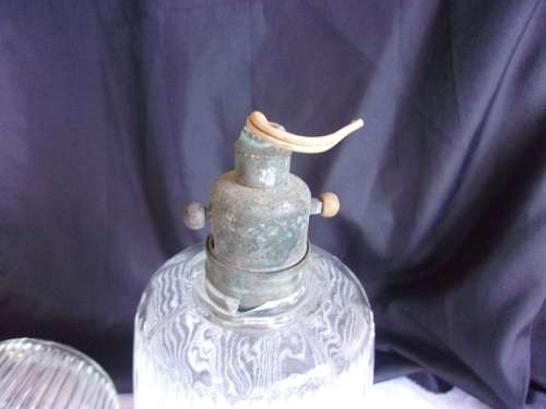 A pair of vintage ribbed glass pendant lights for 1 bid