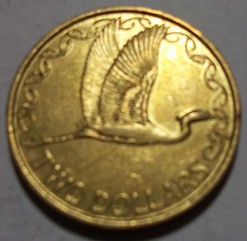 1 Elizabeth 11 New Zealand Two Dollar coin