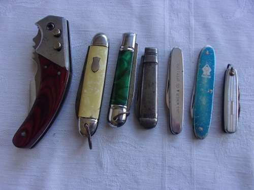 7 Vintage pocket knives for 1 bid