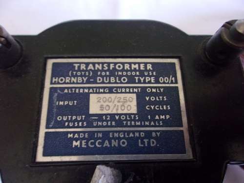 Vintage Hornby-Dublo Transformer No 1 Type 00/1 and controller - Meccano Limited