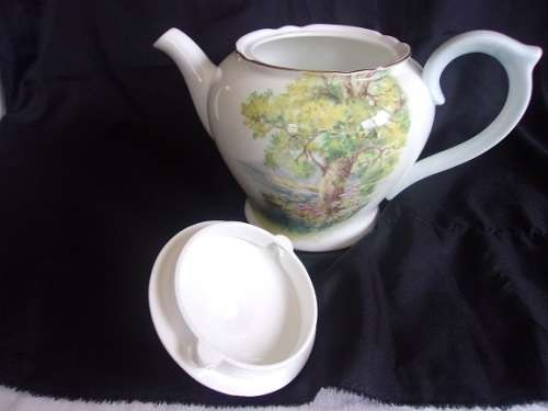 Vintage large Shelley bone china "Woodland" teapot - discontinued pattern 13348