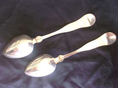 Mid 1800s Tompkins & Morris coin silver (90%) serving spoons - 101g