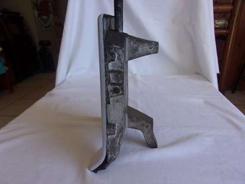 Vintage "Foreign" enamel and cast iron kitchen scale - great condition