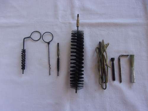Vintage SADF R4 cleaning kit