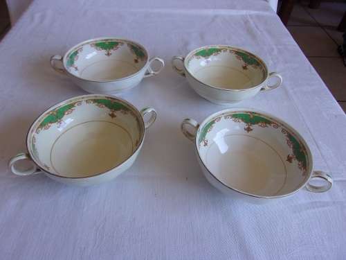 Huge vintage Grindley Cream Petal Paulette design soup tureen & 4 handled soup bowls