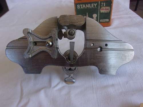 Vintage Stanley Router Plane No. 71 with cutters in original box