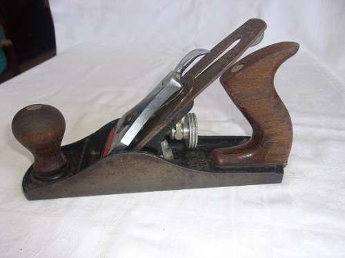 Vintage Stanley Bailey No.4 smoothing plane - made in England
