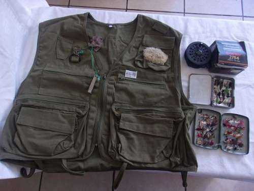 Large lot of fly fishing equipment for 1 bid - take a look