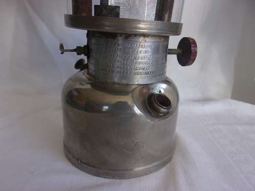 Vintage Coleman Model 339 pressure lantern - made in Canada