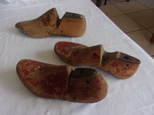 Lot of 3 vintage wooden cobbler's shoe forms for 1 bid