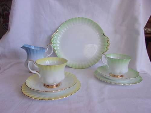 Vintage Royal Albert "Rainbow" cake plate, creamer & 2 trios for 1 bid