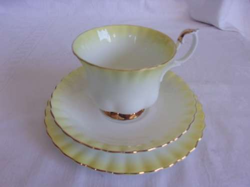 Vintage Royal Albert "Rainbow" cake plate, creamer & 2 trios for 1 bid