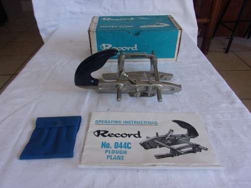 Vintage Record No. 044C Plough Plane with cutters & original box