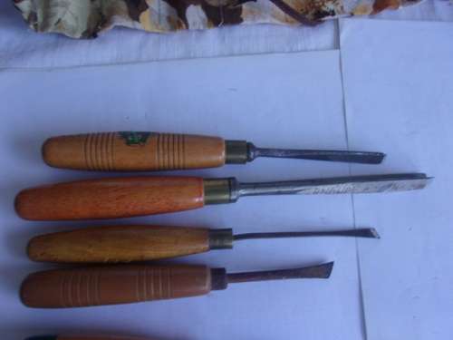 Lot of 14 vintage wood carving tools for 1 bid