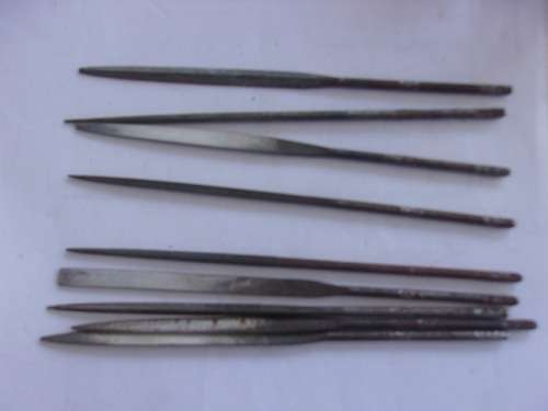Lot of 20 vintage wood carving tools and other accessories for 1 bid