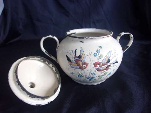 Vintage enamel milk & lidded sugar on matching tray
