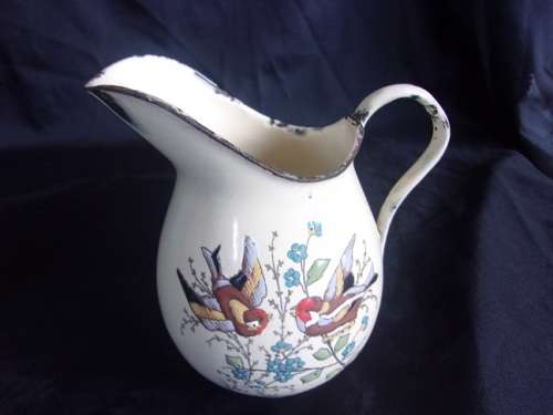 Vintage enamel milk & lidded sugar on matching tray