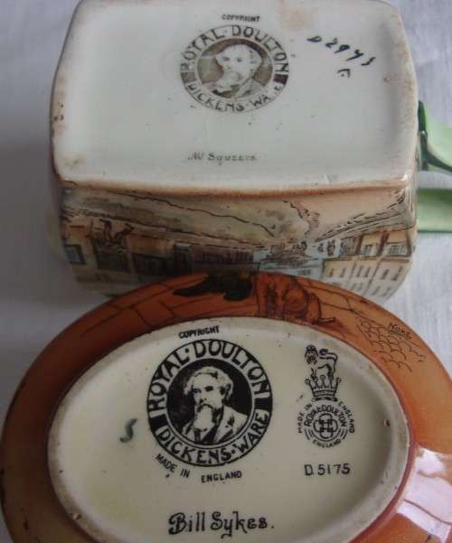 Lovely vintage Royal Doulton Dickens Ware tea set