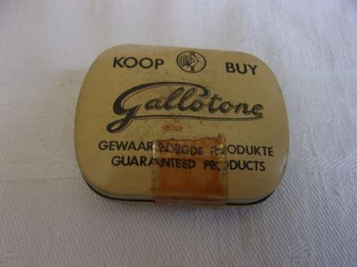 Lot of 10 tins of Gallotone & 1 packet of Trek gramophone needles