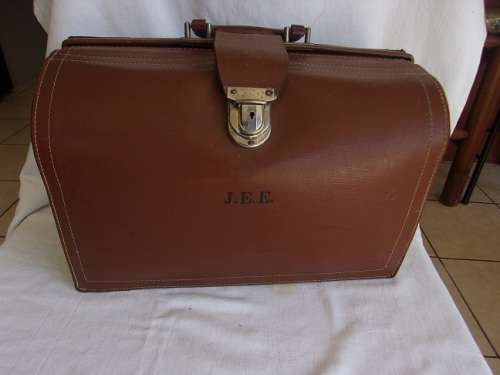 Vintage Homa brown leather briefcase - made in Switzerland