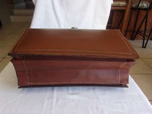Vintage Homa brown leather briefcase - made in Switzerland