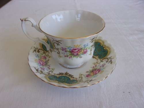 Vintage Royal Albert Berkeley tea duo
